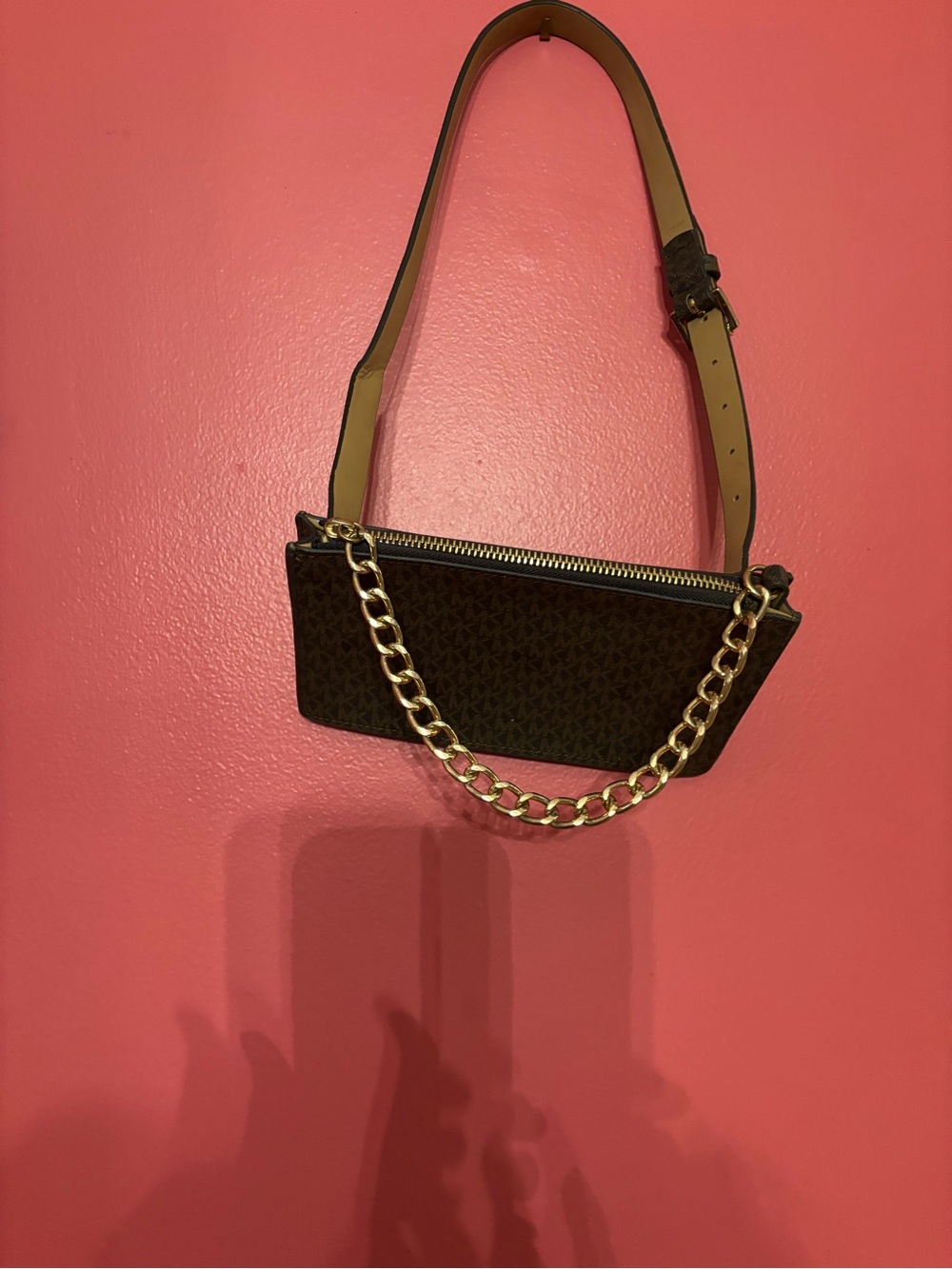 MK-Style Dark Brown Crossbody Belt Bag with Gold Chain VERY GOOD! SZ SM